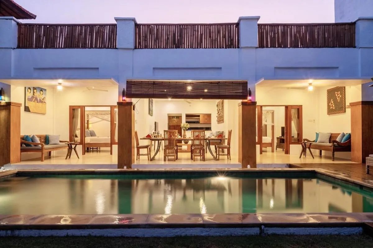 Villa Genta- Petitenget 2Br Villa, Walk To Beach! Seminyak