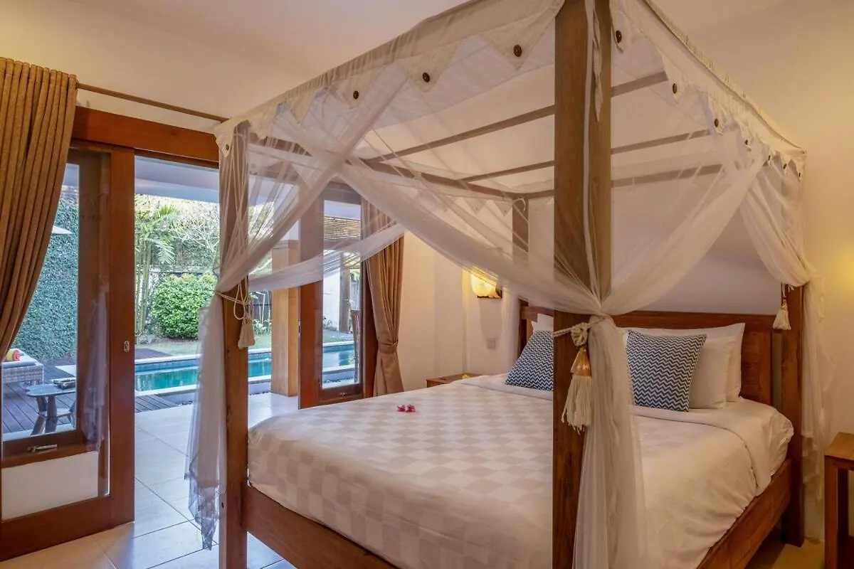Genta- Petitenget 2Br Villa, Walk To Beach! Seminyak