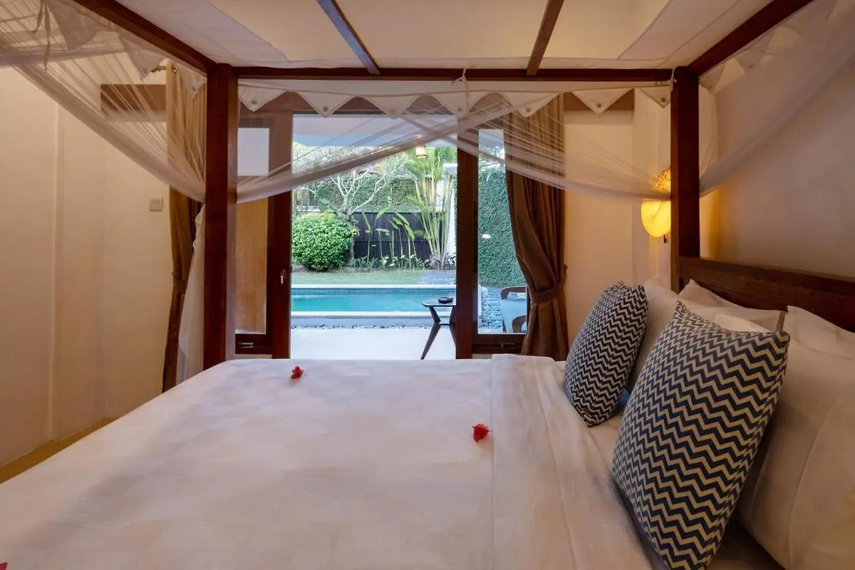 Genta- Petitenget 2Br Villa, Walk To Beach! Seminyak  Seminyak (Bali)