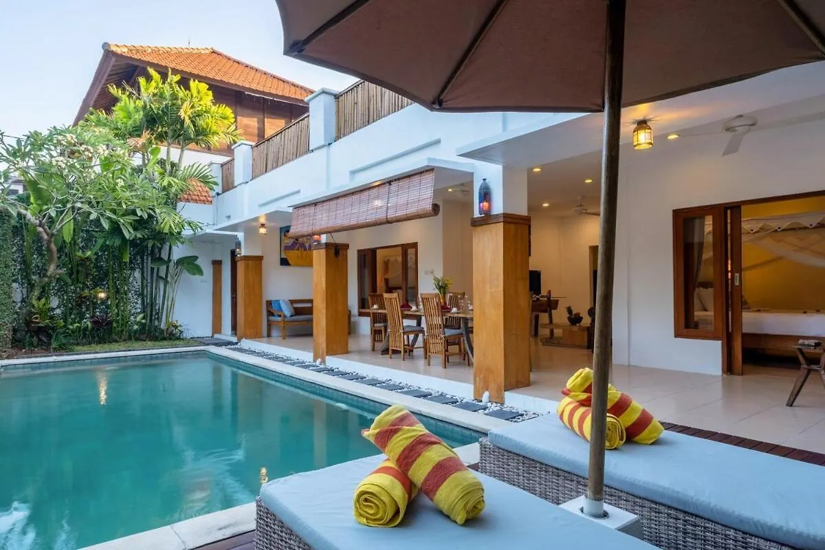 Genta- Petitenget 2Br Villa, Walk To Beach! Seminyak