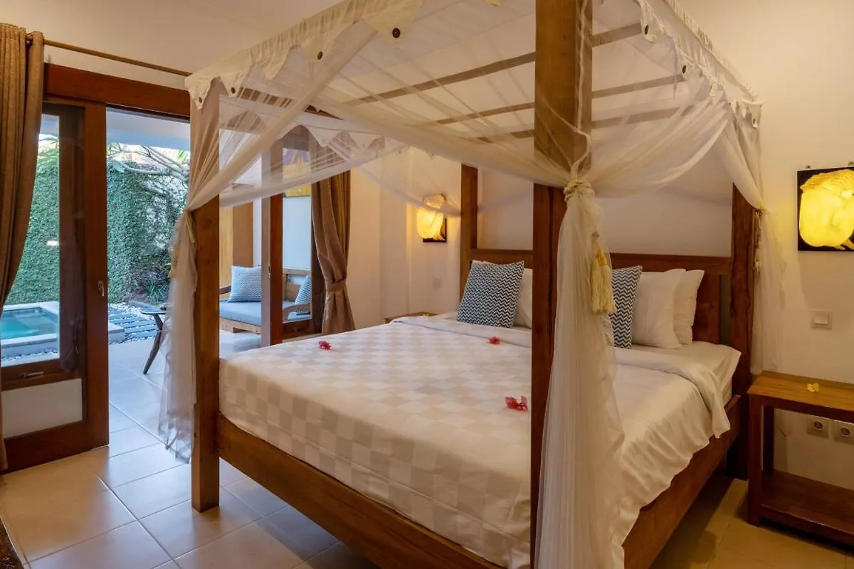 Genta- Petitenget 2Br Villa, Walk To Beach! Seminyak Villa